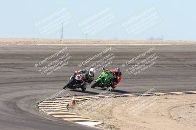 media/Oct-30-2025-Racers Edge (Thu) [[dabbdaf680]]/3-B Group/Session 2 (Bowl Exit)/